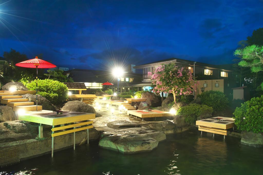 Meitei No Yado Hotel Koshien Fuefuki Bagian luar foto